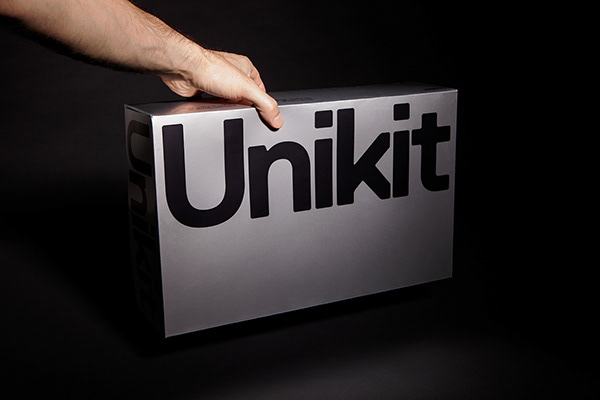 (3) Tác giả: Gianluca Ciancaglini, Alessandro Latela, Paolo Angelini - Dự án: Unikit;
